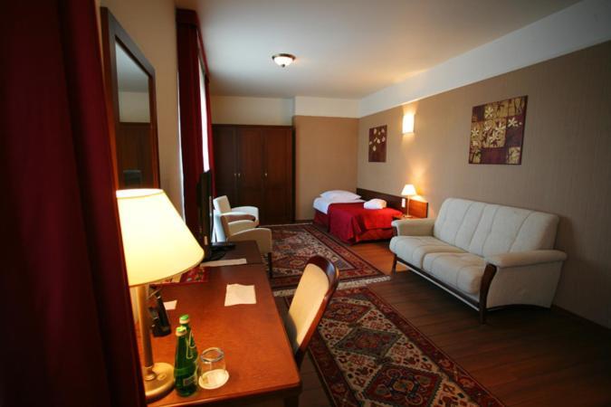 Hotel Sloneczny Mlyn Бидгощ Екстер'єр фото